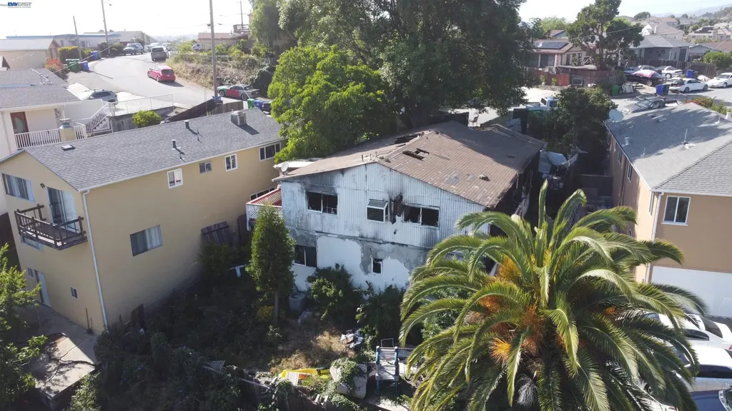2091 Altamont Road Castro Valley CA 94578