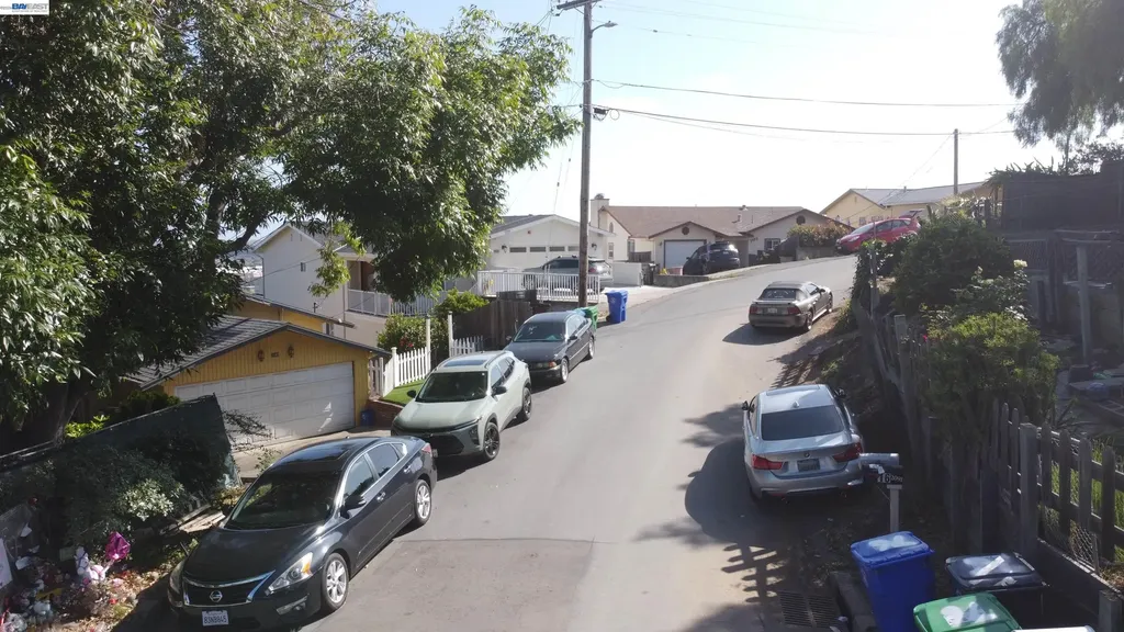 2091 Altamont Road Castro Valley CA 94578