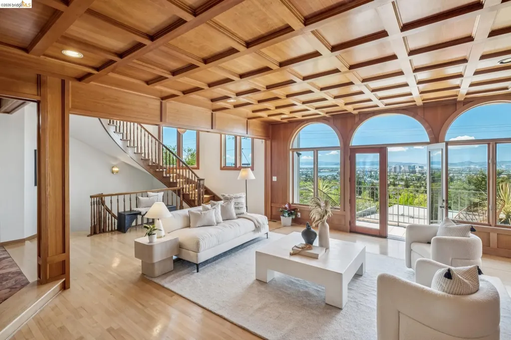 210 Scenic Avenue Piedmont CA 94611