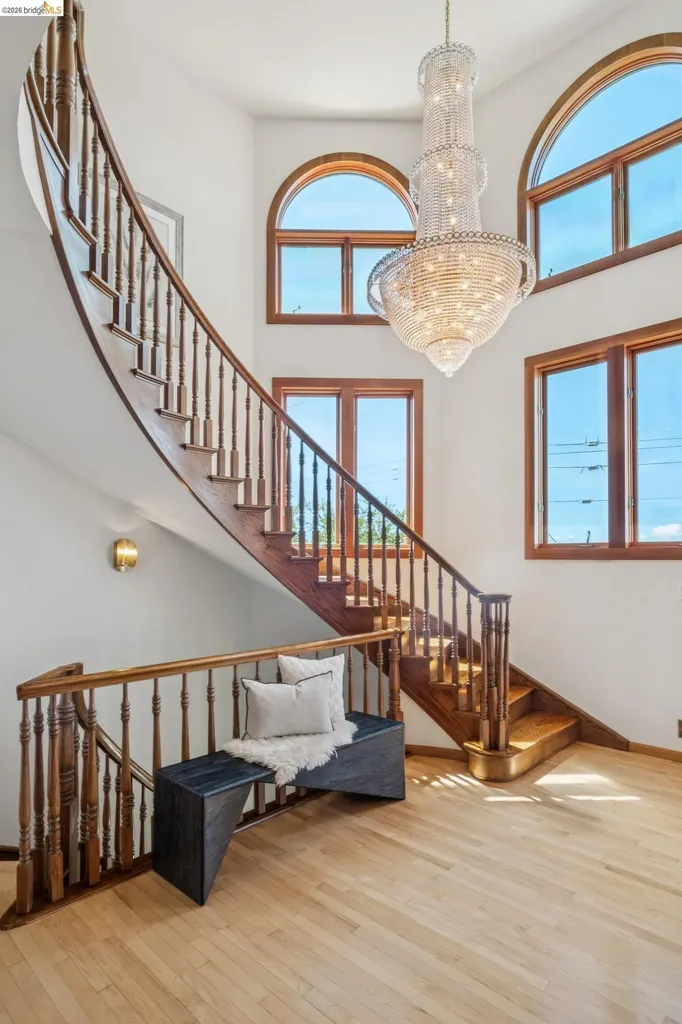 210 Scenic Avenue Piedmont CA 94611