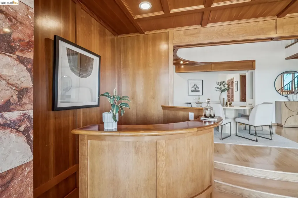 210 Scenic Avenue Piedmont CA 94611