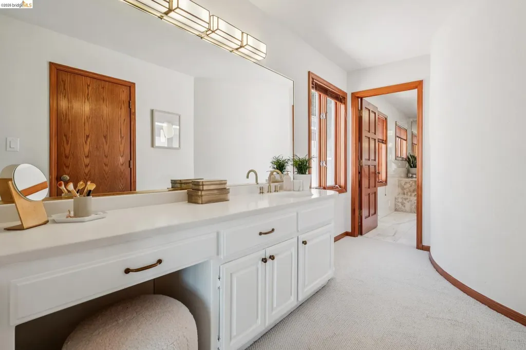 210 Scenic Avenue Piedmont CA 94611