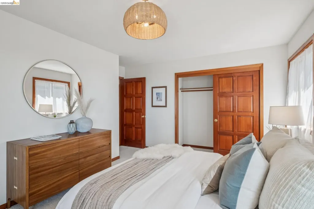 210 Scenic Avenue Piedmont CA 94611