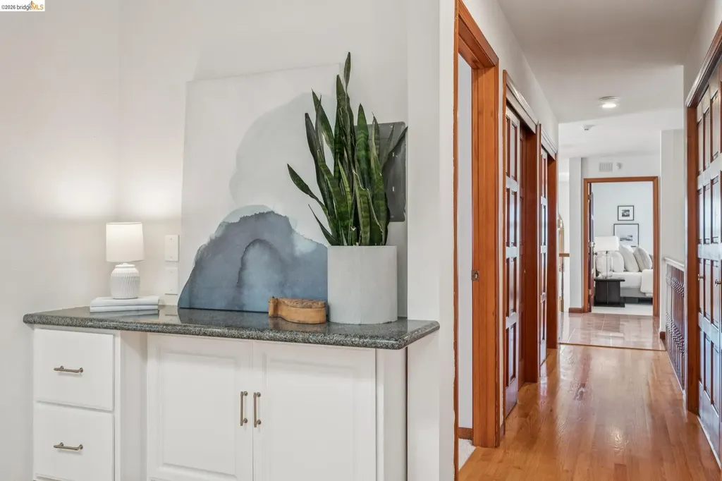 210 Scenic Avenue Piedmont CA 94611