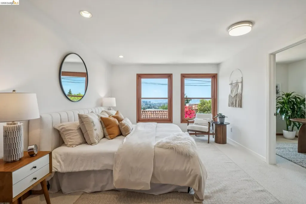 210 Scenic Avenue Piedmont CA 94611