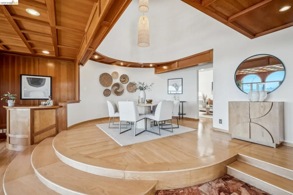 210 Scenic Avenue Piedmont CA 94611