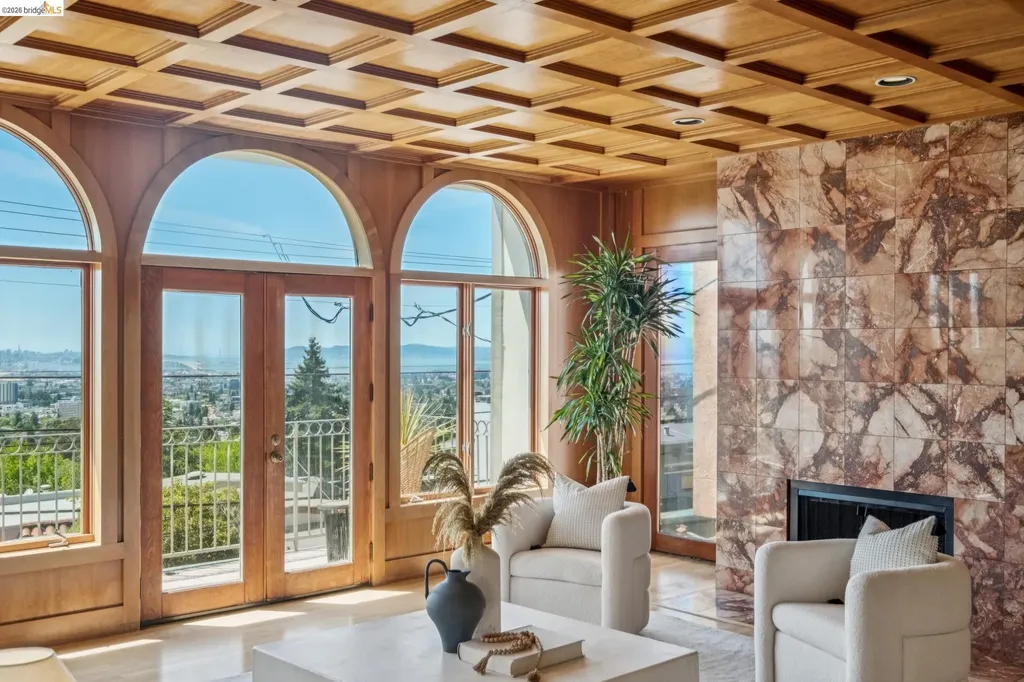 210 Scenic Avenue Piedmont CA 94611