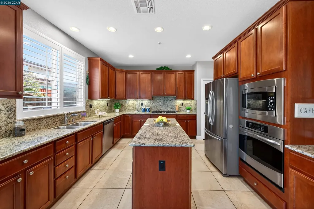 6 Tullach Place Hayward CA 94542