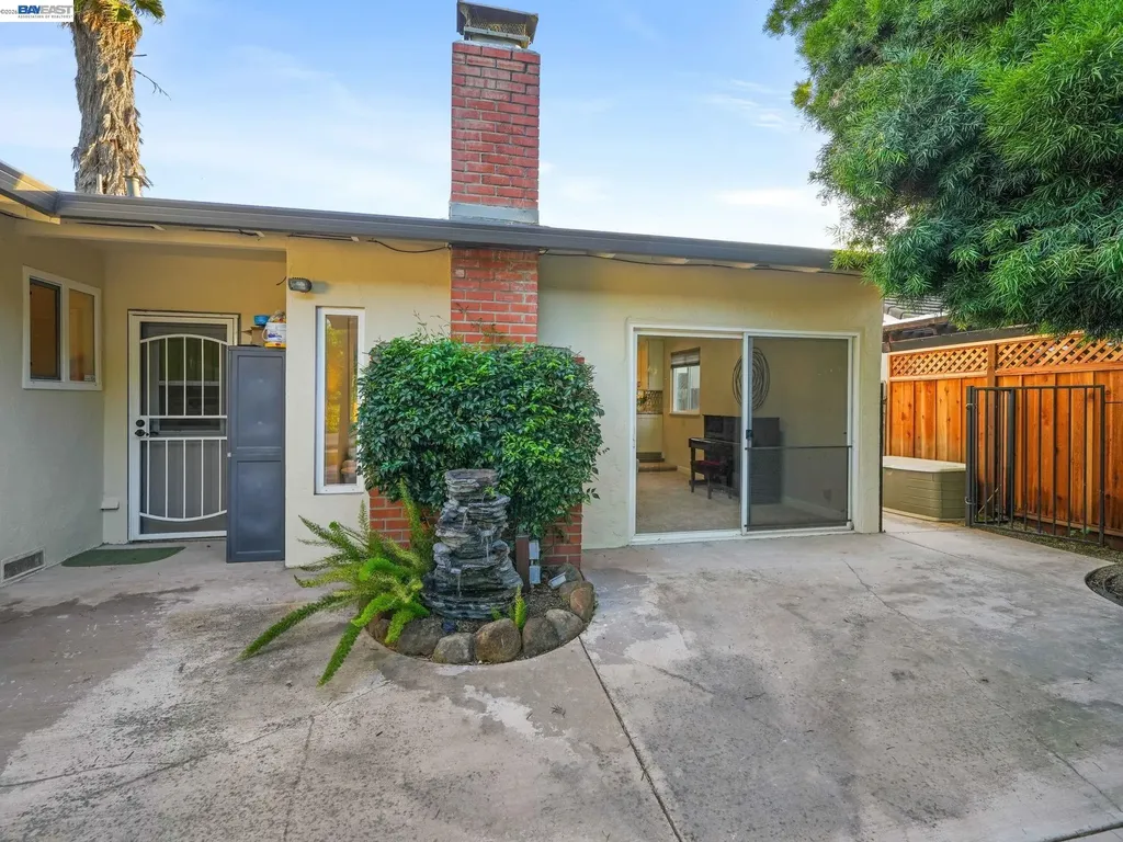 38228 Hastings Street Fremont CA 94536
