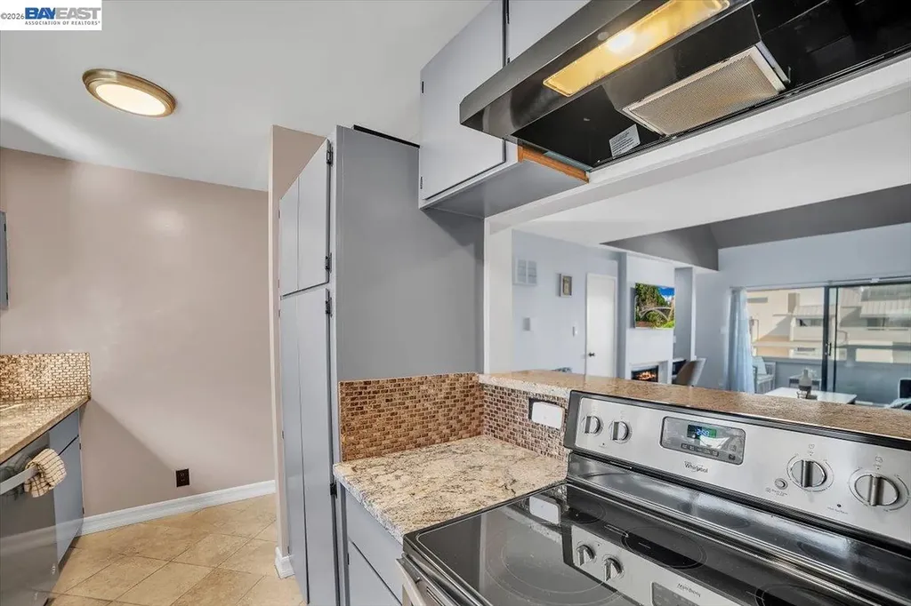 7 Embarcadero Oakland CA 94607