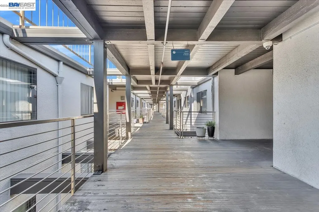 7 Embarcadero Oakland CA 94607