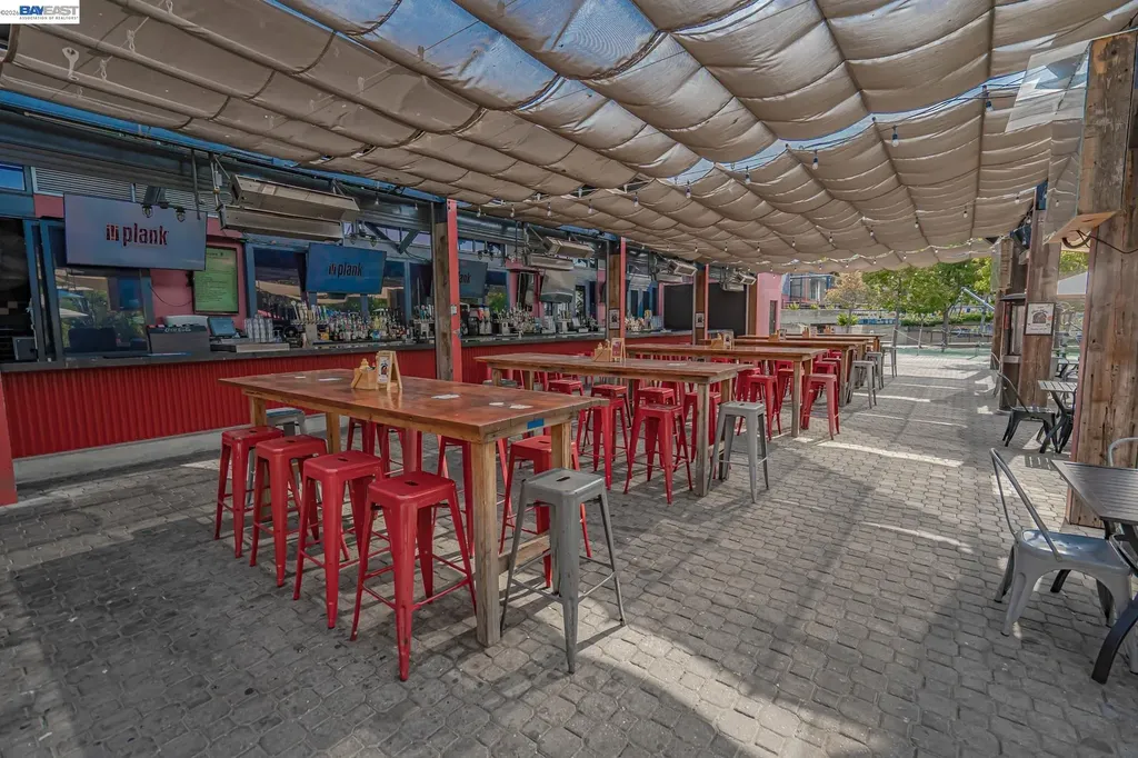 7 Embarcadero Oakland CA 94607