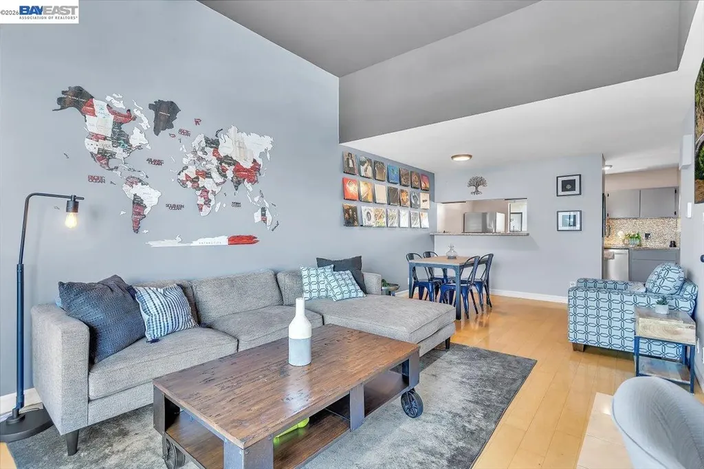 7 Embarcadero Oakland CA 94607