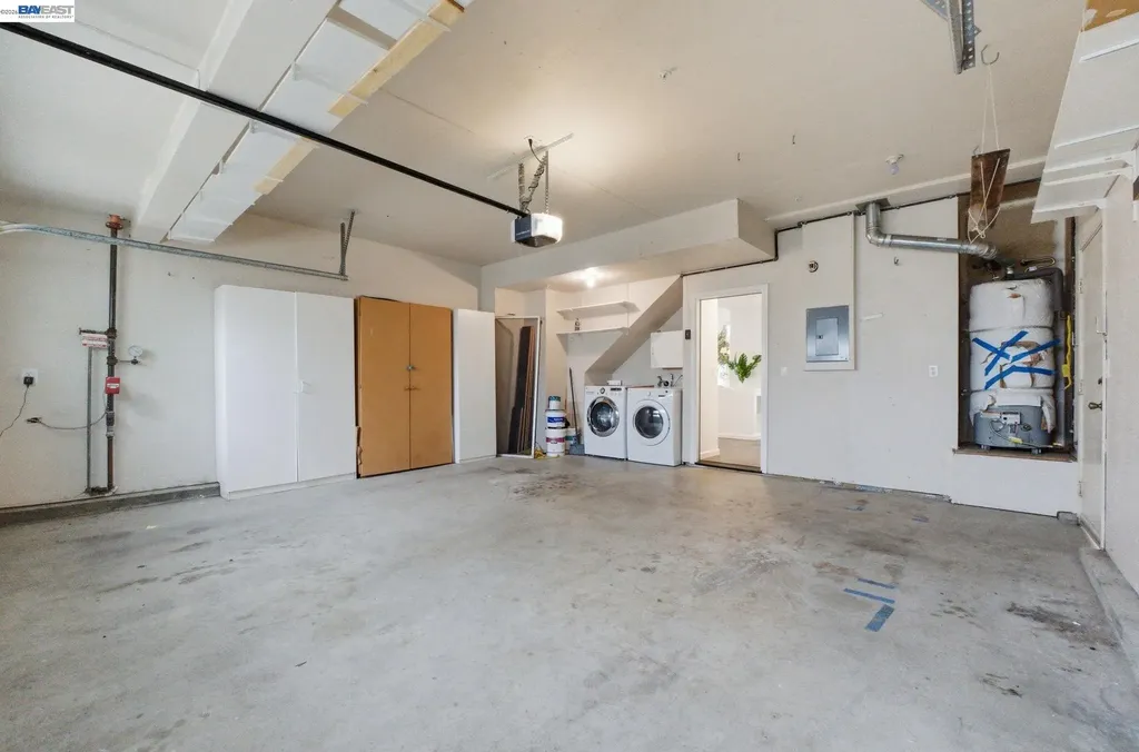 8516 Peachtree Avenue Newark CA 94560