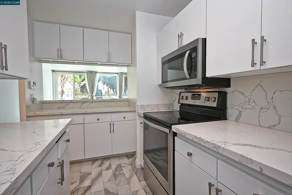 1425 Lakeside Drive Oakland CA 94612