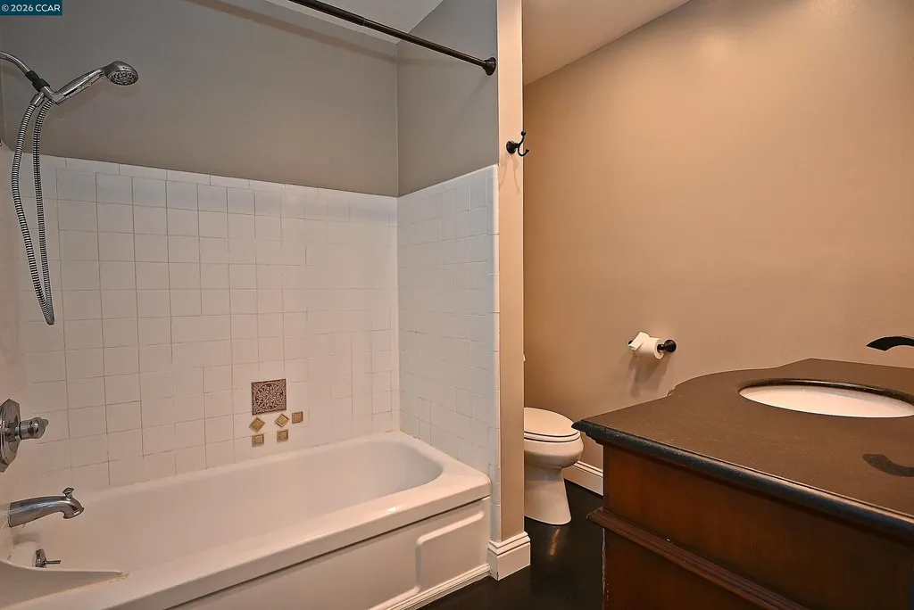 1425 Lakeside Drive Oakland CA 94612