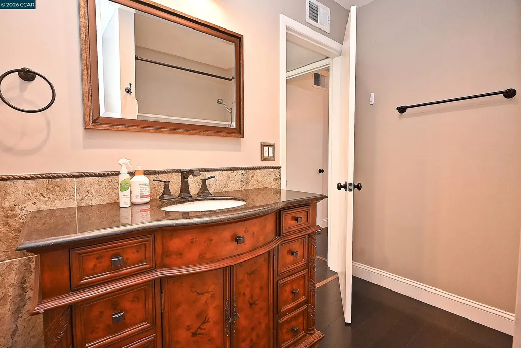 1425 Lakeside Drive Oakland CA 94612