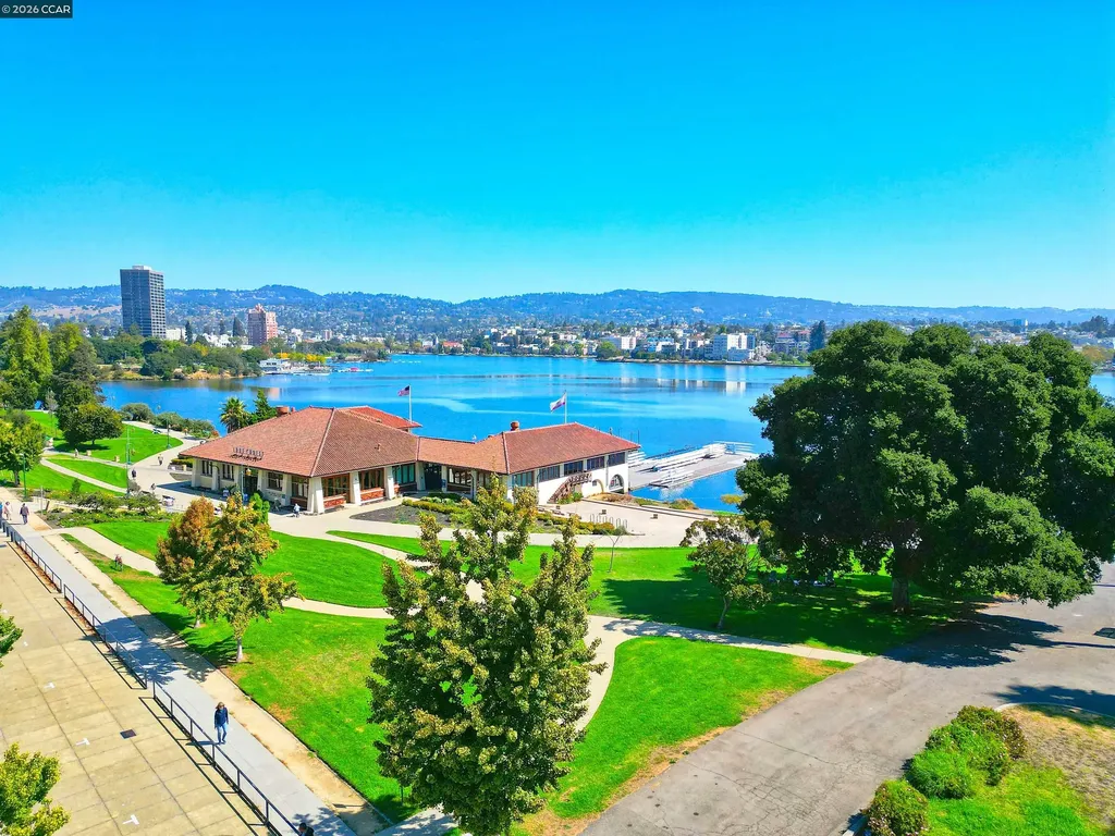 1425 Lakeside Drive Oakland CA 94612