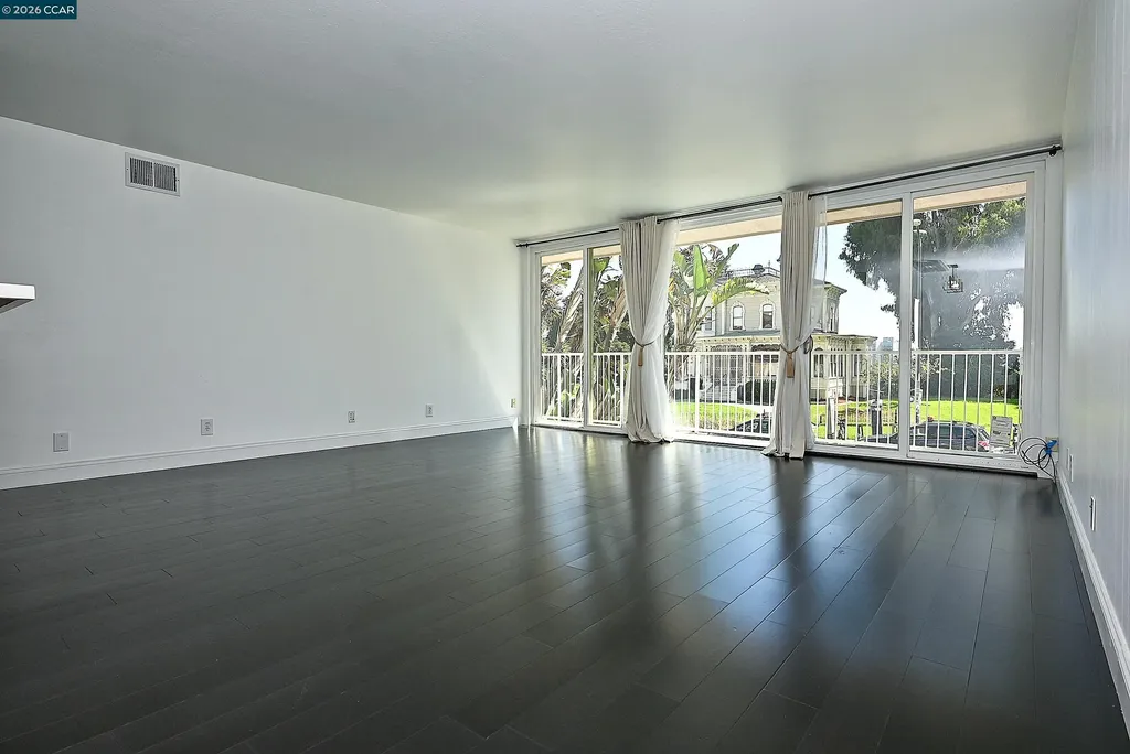 1425 Lakeside Drive Oakland CA 94612