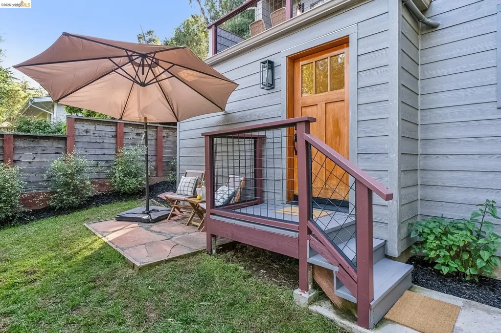 5504 Merriewood Drive Oakland CA 94611