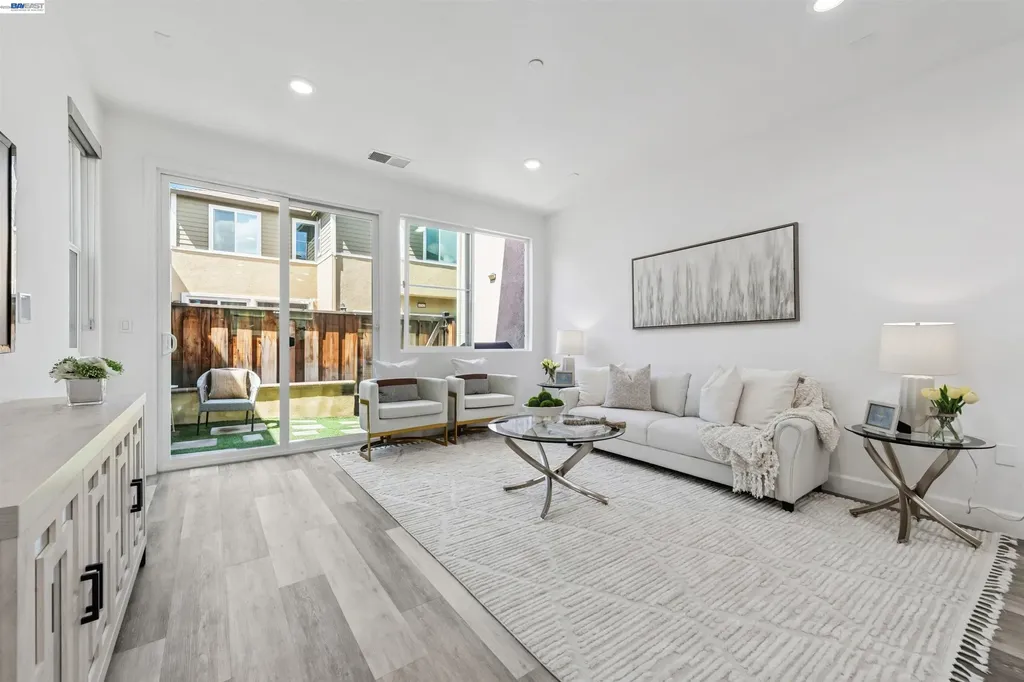 4272 Healdsburg Way Dublin CA 94568
