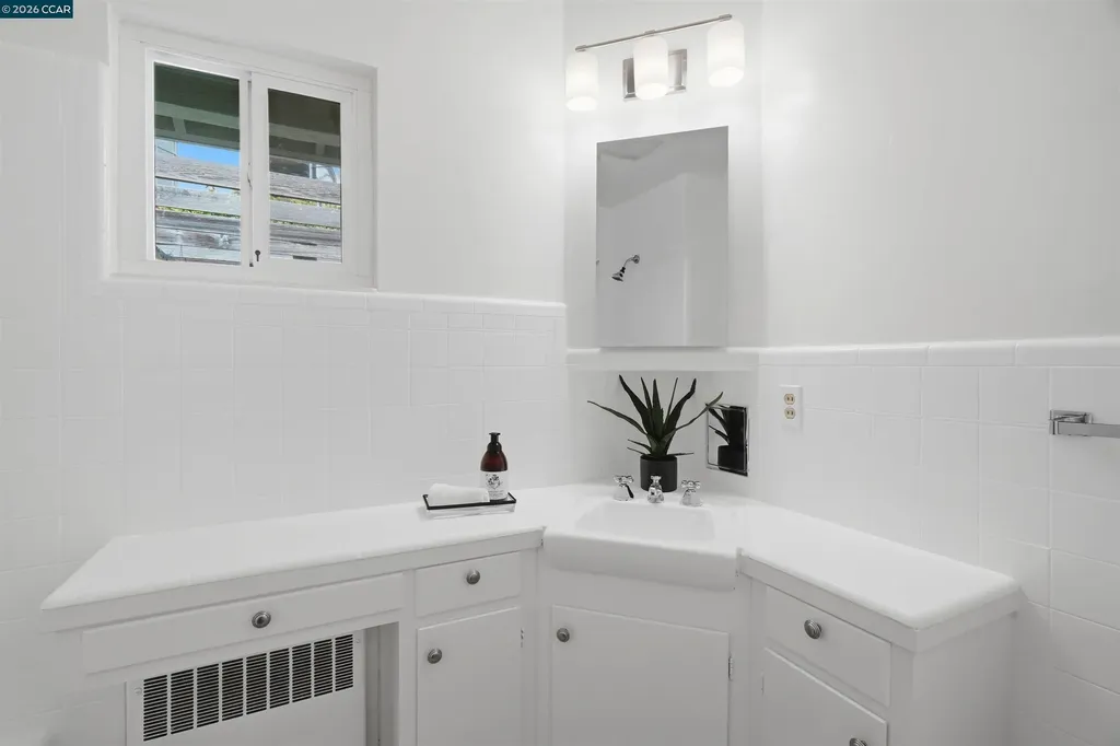 961 Arlington Avenue Berkeley CA 94707