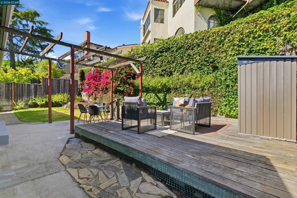 961 Arlington Avenue Berkeley CA 94707