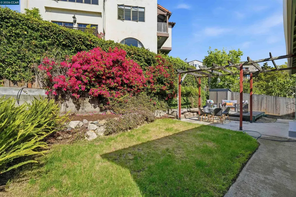 961 Arlington Avenue Berkeley CA 94707