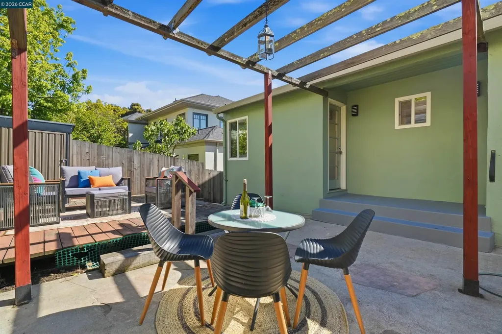 961 Arlington Avenue Berkeley CA 94707