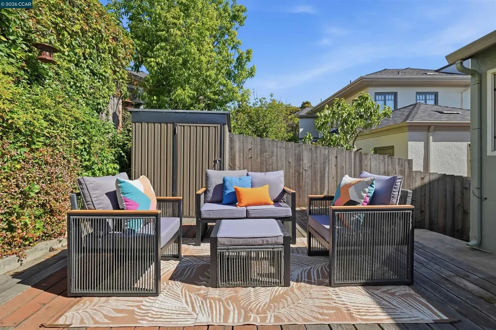 961 Arlington Avenue Berkeley CA 94707