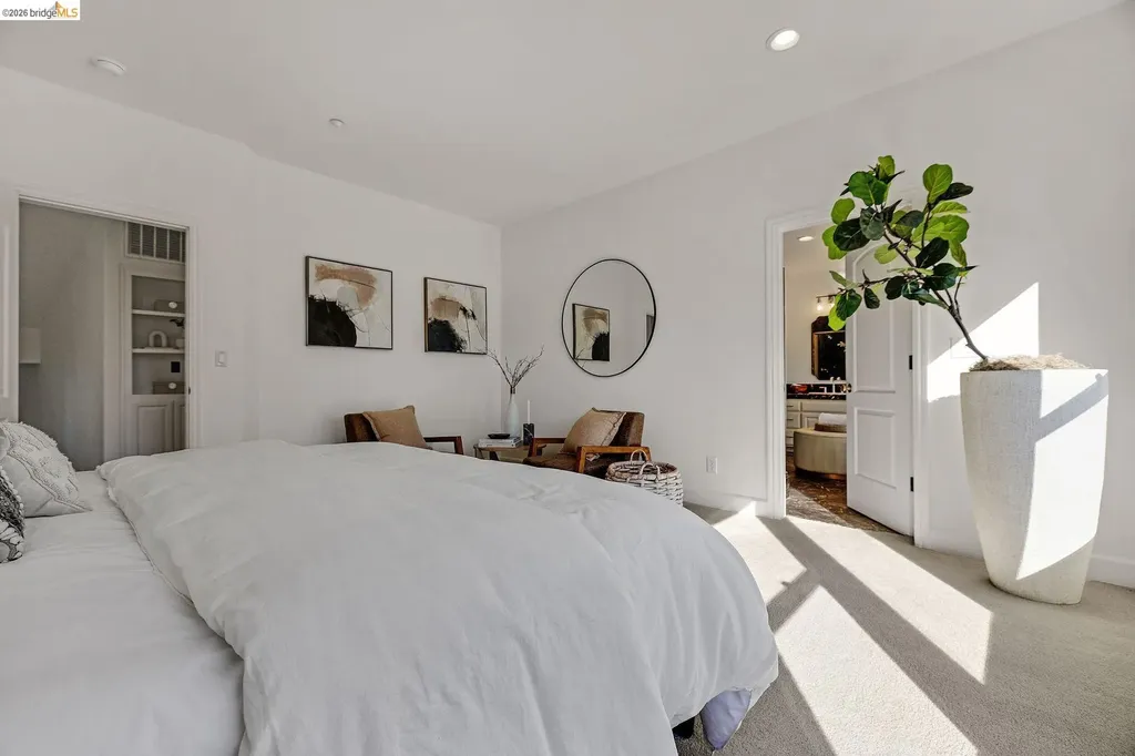 6203 Westwood Way Oakland CA 94611