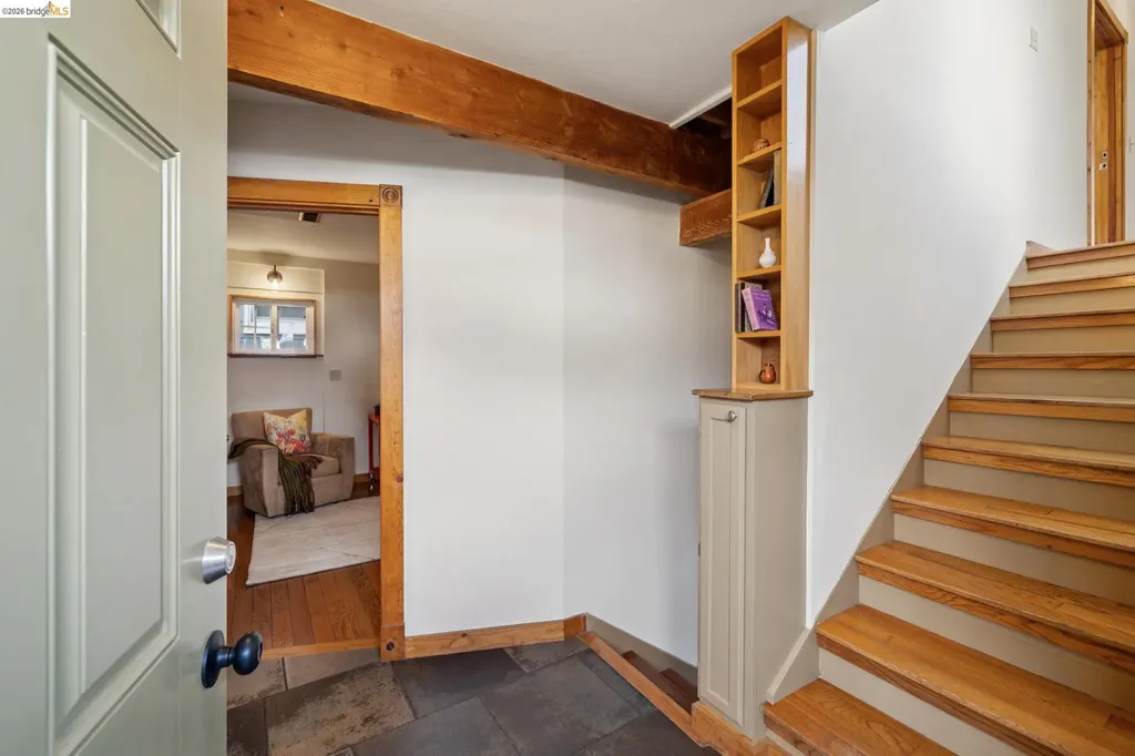 3710 West Street Oakland CA 94608