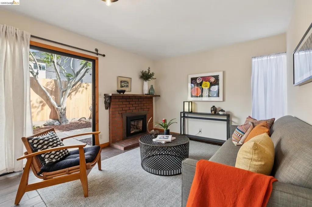3710 West Street Oakland CA 94608