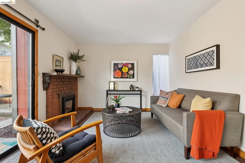 3710 West Street Oakland CA 94608