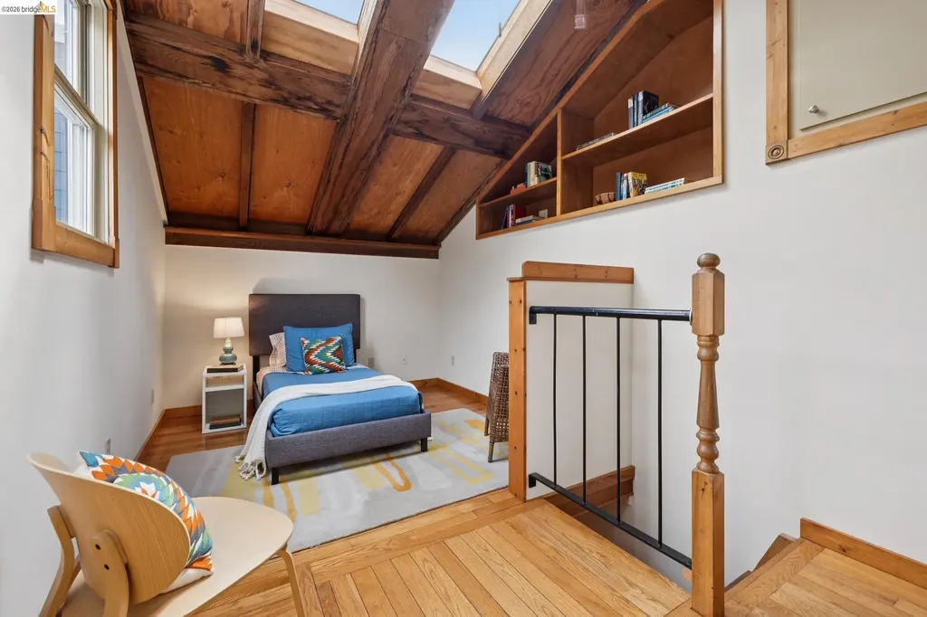 3710 West Street Oakland CA 94608