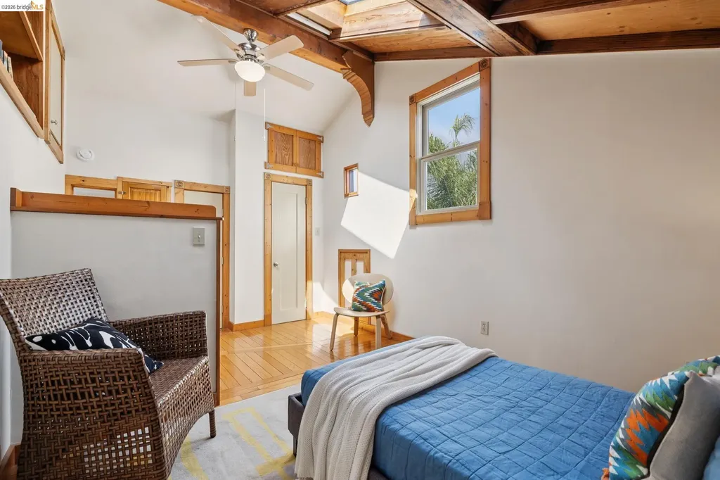 3710 West Street Oakland CA 94608