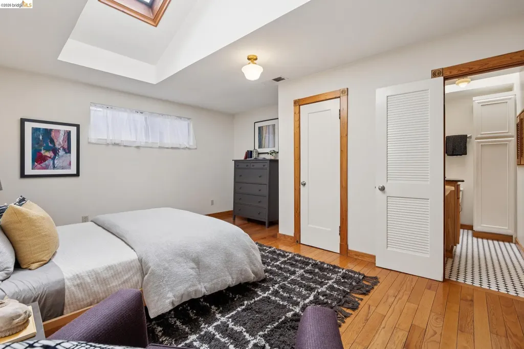 3710 West Street Oakland CA 94608