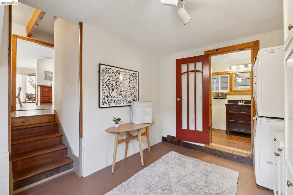 3710 West Street Oakland CA 94608