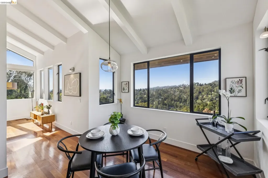 46 Carisbrook Lane Oakland CA 94611