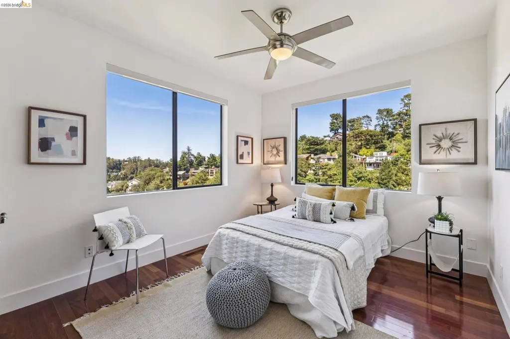 46 Carisbrook Lane Oakland CA 94611