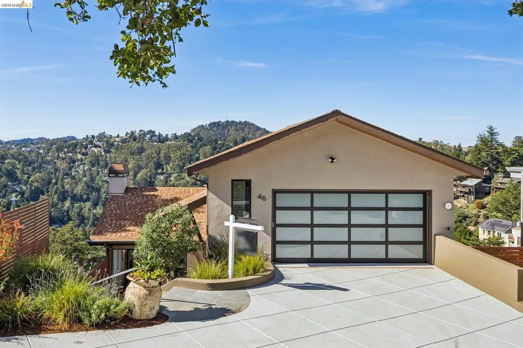 46 Carisbrook Lane Oakland CA 94611