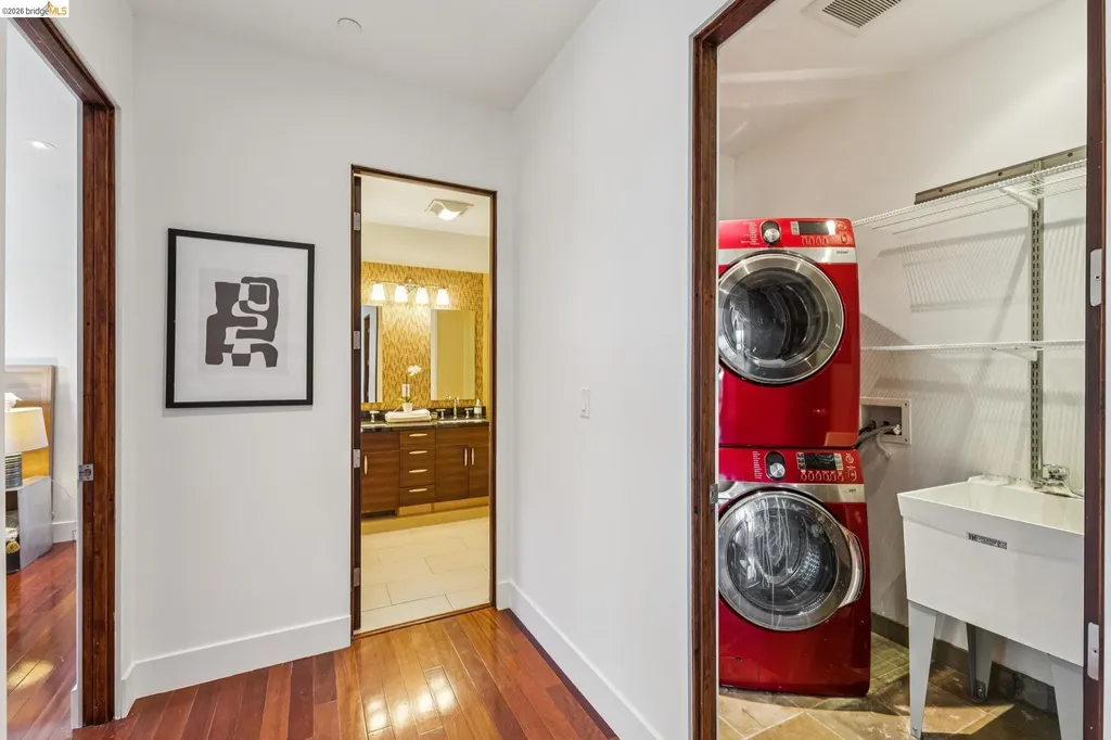 46 Carisbrook Lane Oakland CA 94611