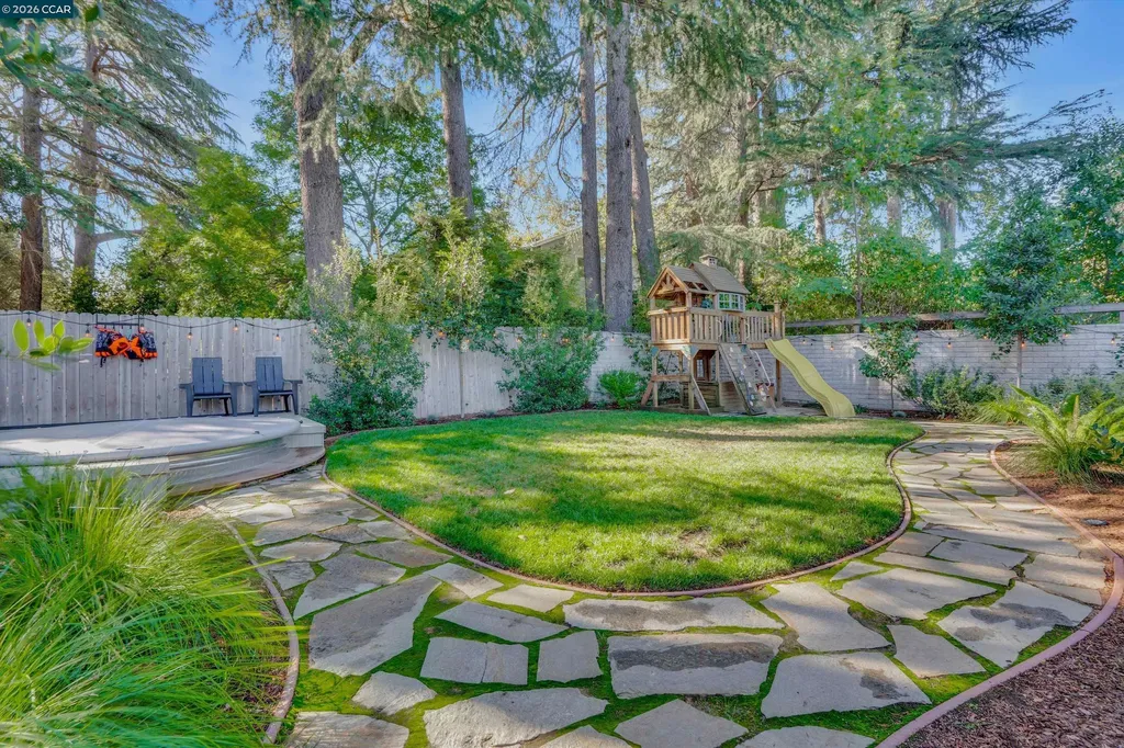 644 Linden Lane Martinez CA 94553
