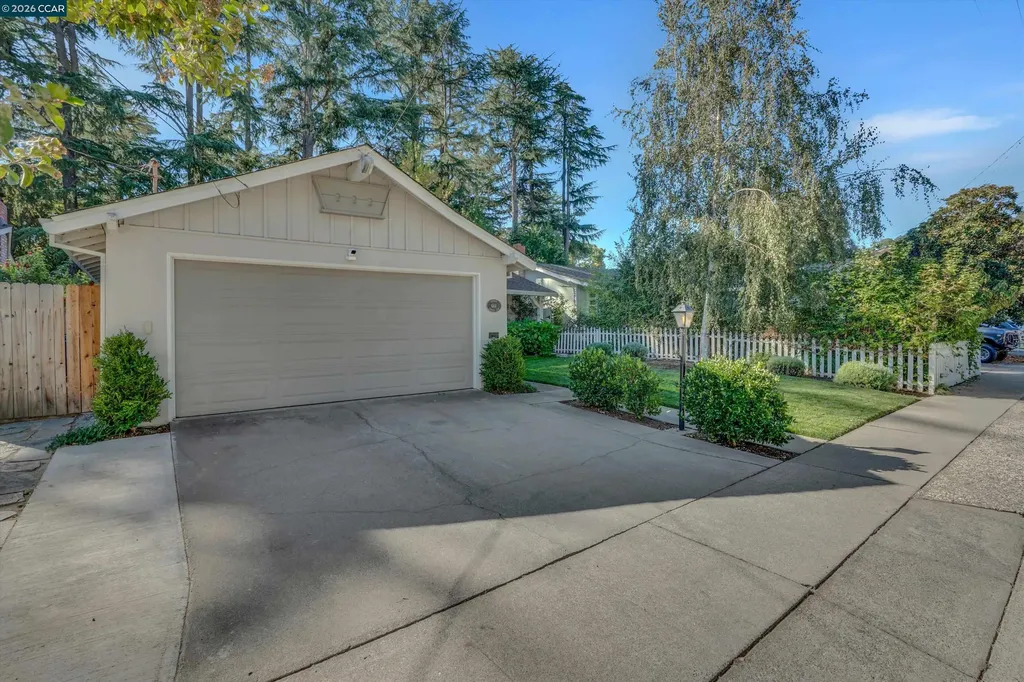 644 Linden Lane Martinez CA 94553