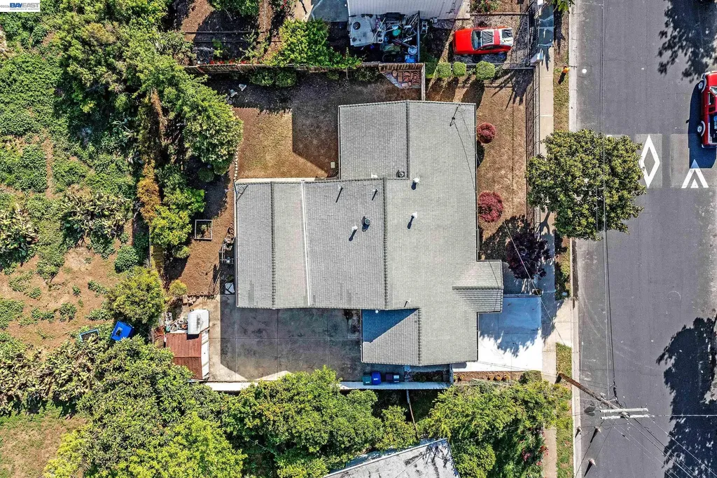 523 Evelyn Lane Hayward CA 94544