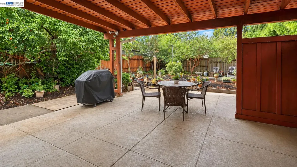 18183 Rainier Avenue Hayward CA 94541