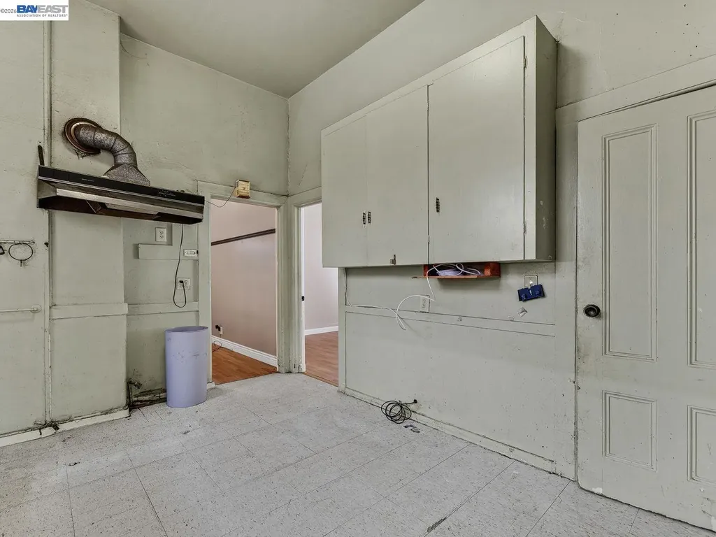 2226 13th Avenue Oakland CA 94606