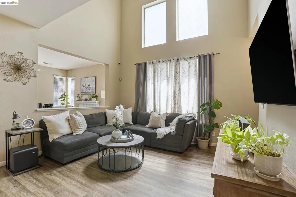 4921 Waterford Way Antioch CA 94531