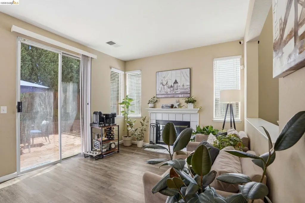 4921 Waterford Way Antioch CA 94531