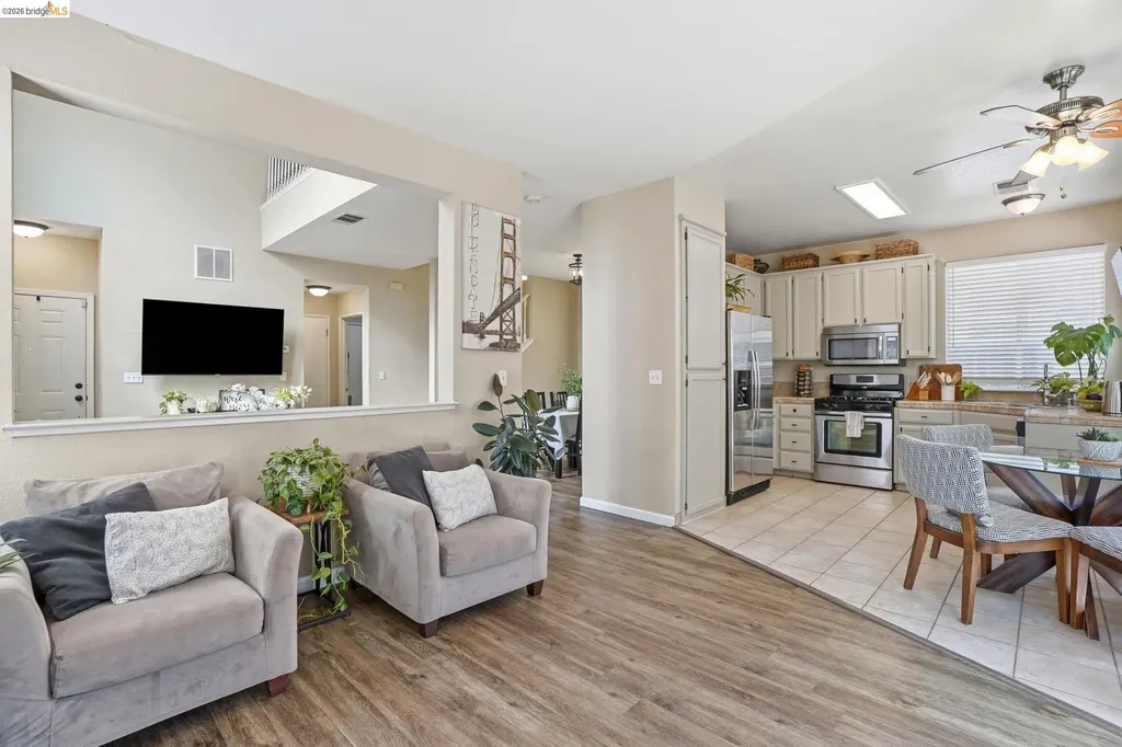 4921 Waterford Way Antioch CA 94531